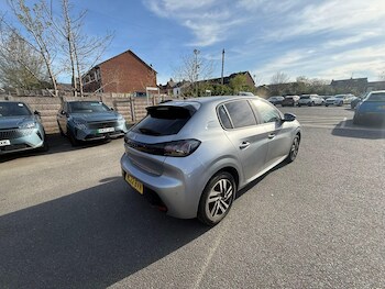 Used Peugeot 208 2022 for sale - 78171966: Photo