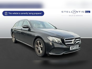 Used Mercedes-Benz E Class 2017 for sale - 77030648: Photo