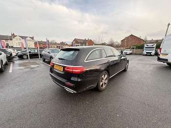 Used Mercedes-Benz E Class 2017 for sale - 77030648: Photo