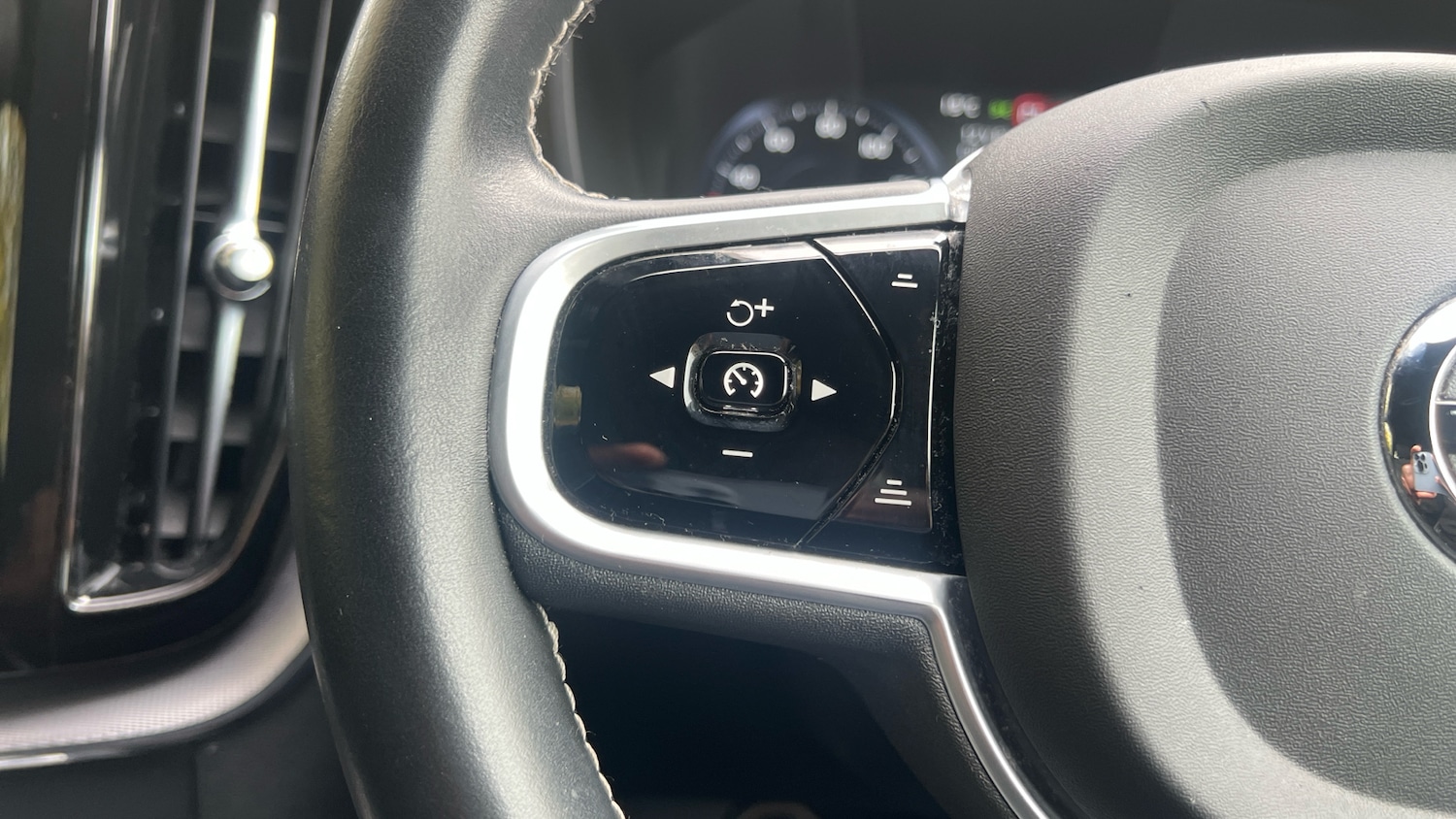 Used Volvo XC60 2021 for sale - 76154011: Photo 23