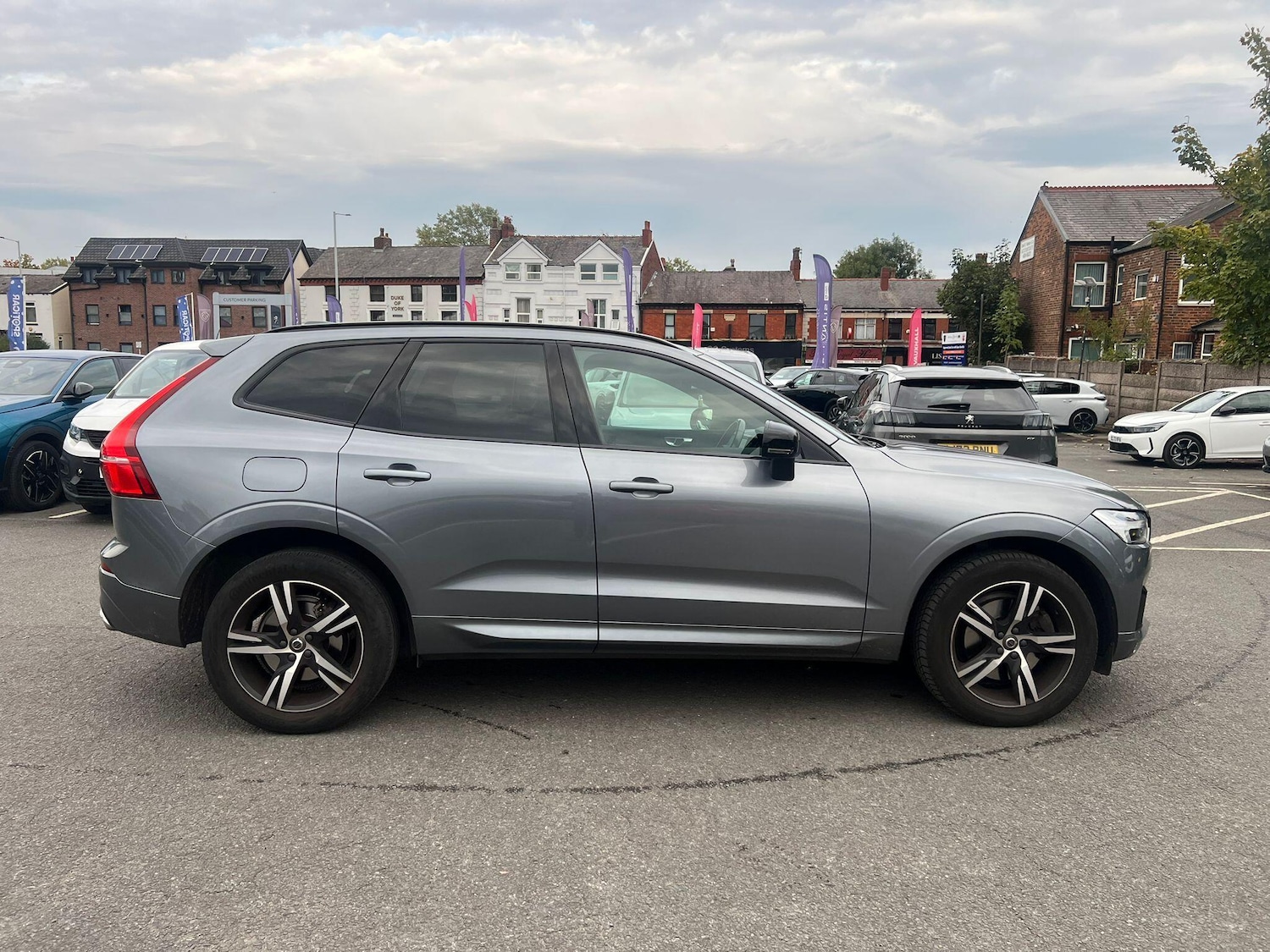 Used Volvo XC60 2021 for sale - 76154011: Photo 4