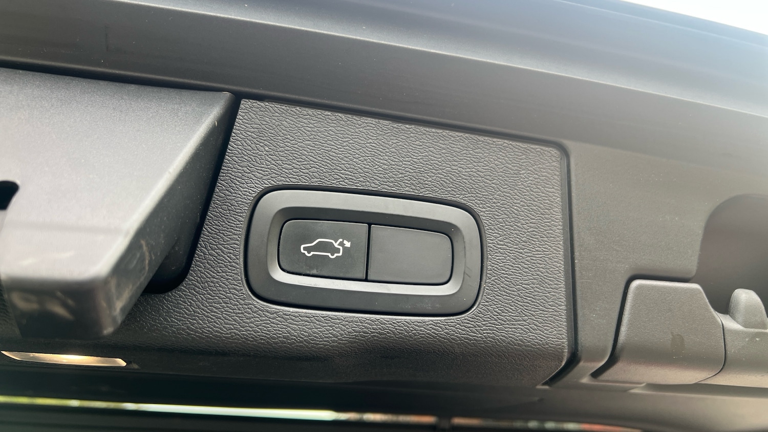 Used Volvo XC60 2021 for sale - 76154011: Photo 40