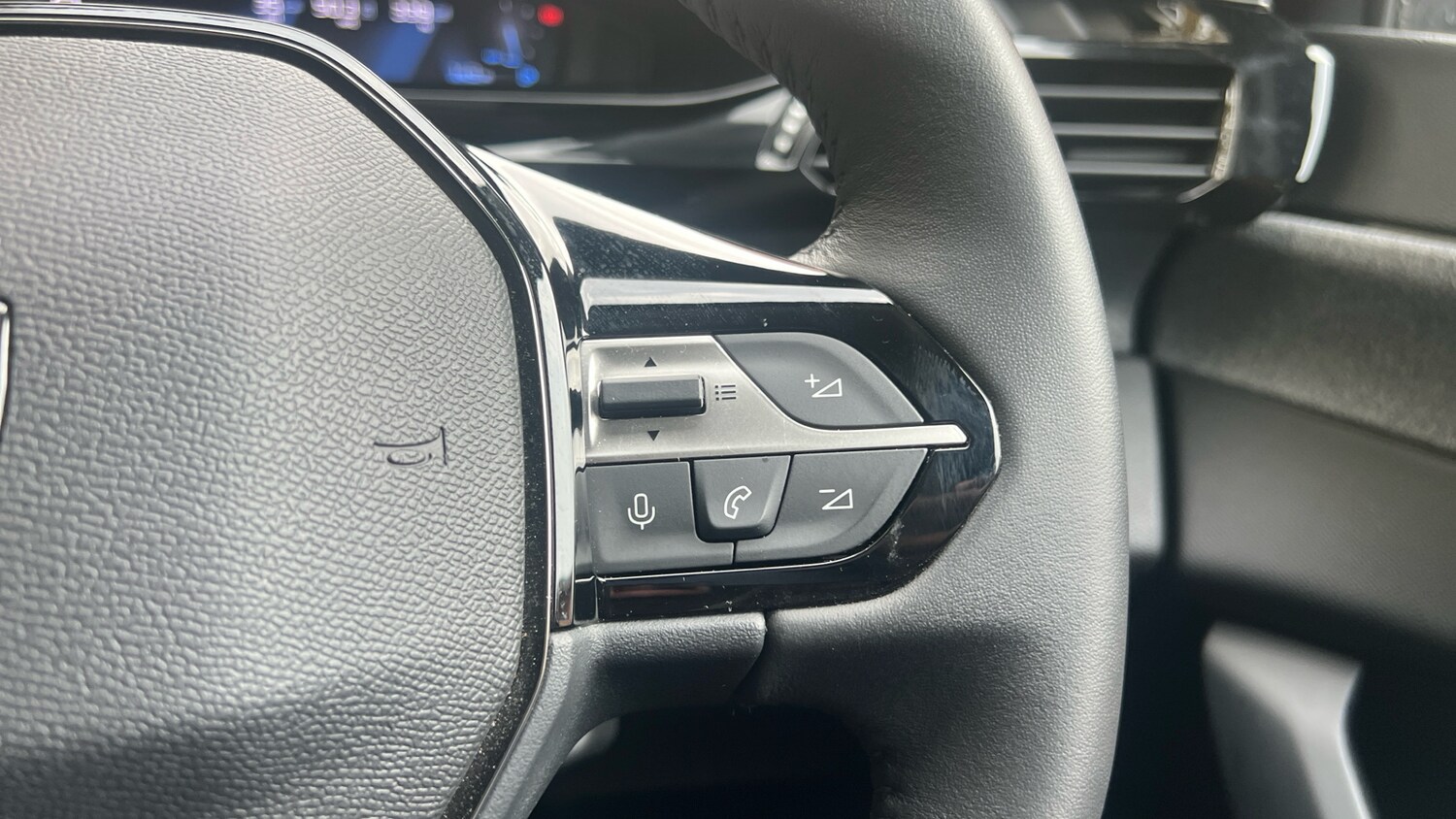 Used Peugeot 308 SW 2024 for sale - 76073701: Photo 24