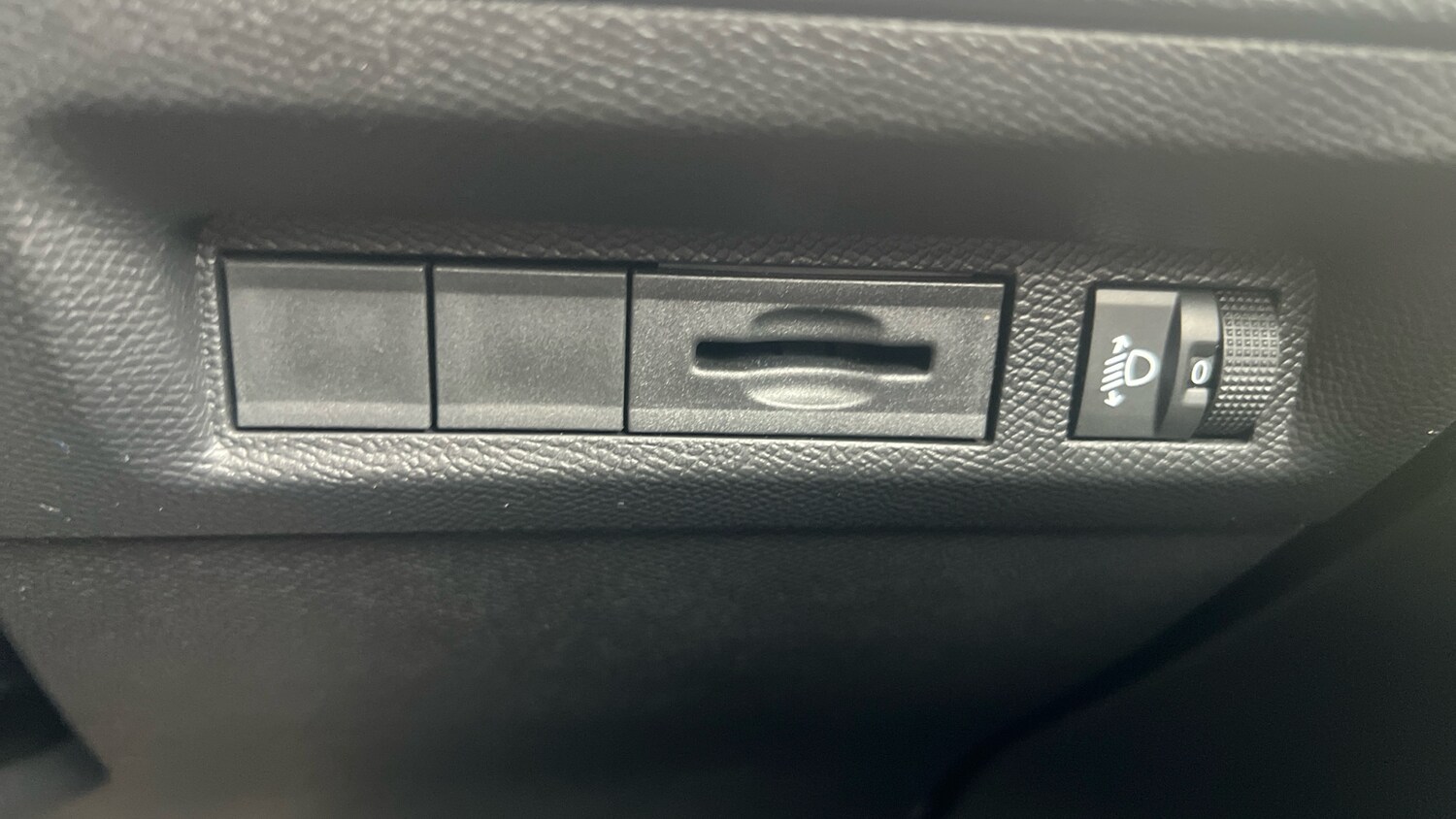 Used Peugeot 308 SW 2024 for sale - 76073701: Photo 33