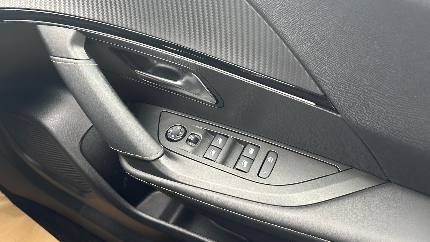 Used Peugeot 2008 2021 for sale - 76099792: Photo 22