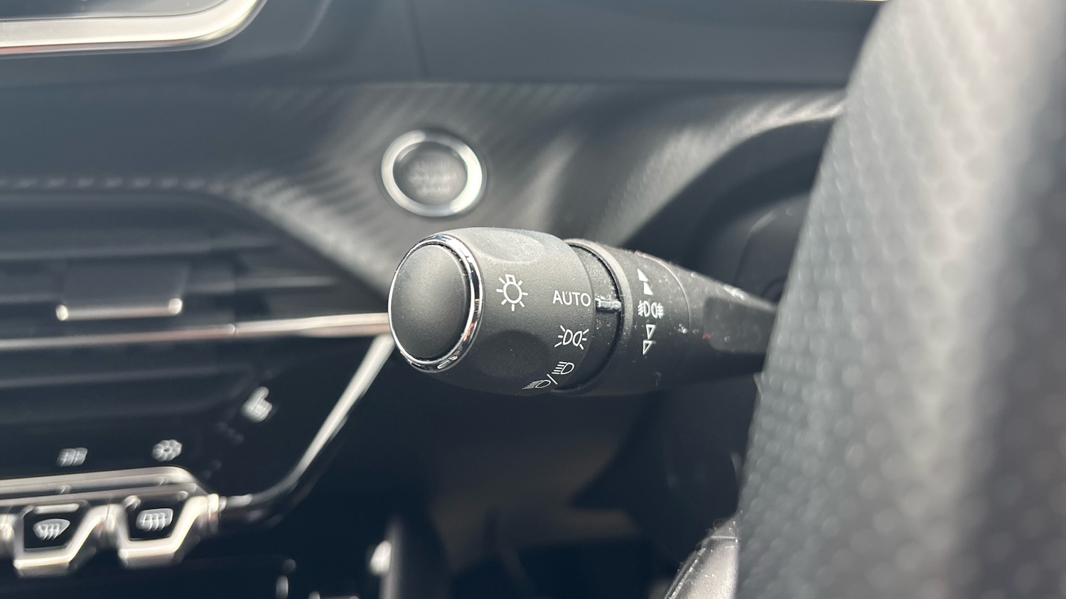 Used Peugeot 2008 2021 for sale - 76099792: Photo 27