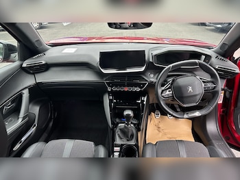 Used Peugeot 2008 2021 for sale - 76099792: Photo