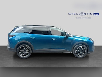 Used Peugeot 5008 2025 for sale - 78977373: Photo
