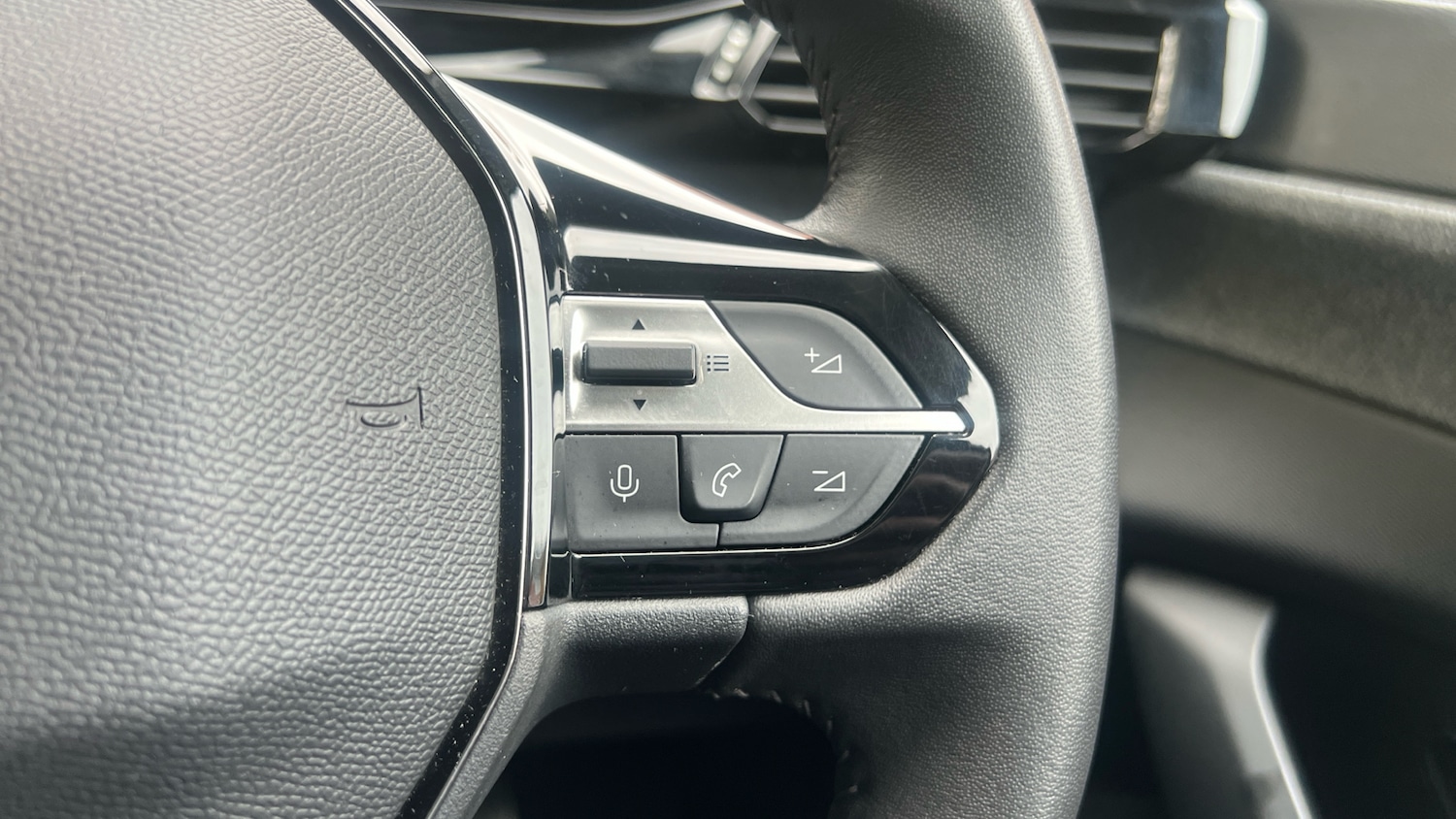 Used Peugeot 308 2023 for sale - 76123591: Photo 24