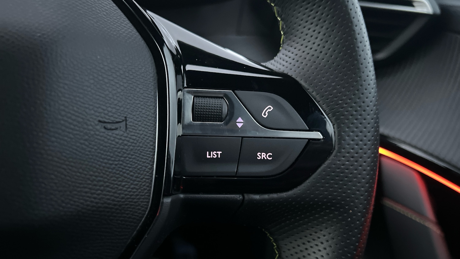 Used Peugeot 208 2023 for sale - 76372199: Photo 24