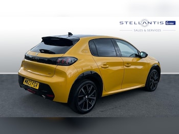 Used Peugeot 208 2023 for sale - 76372199: Photo