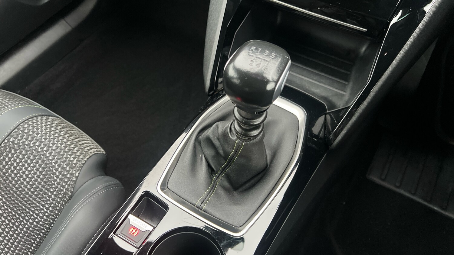 Used Peugeot 2008 2021 for sale - 76433800: Photo 20