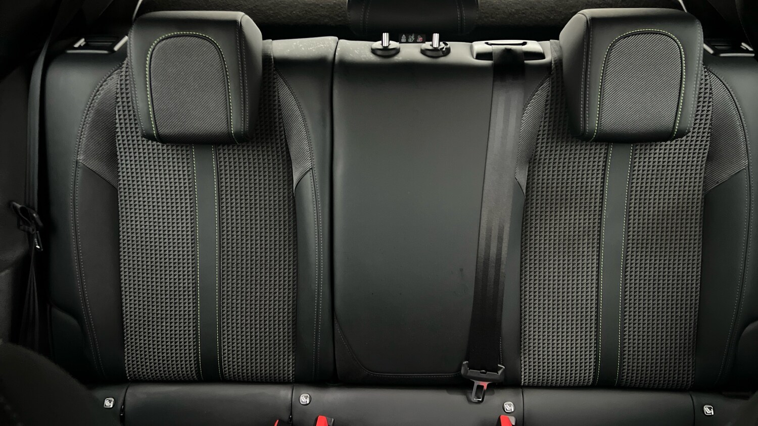 Used Peugeot 2008 2021 for sale - 76433800: Photo 25