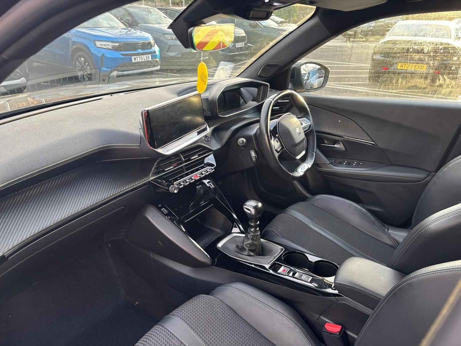 Used Peugeot 2008 2021 for sale - 76433800: Photo 4