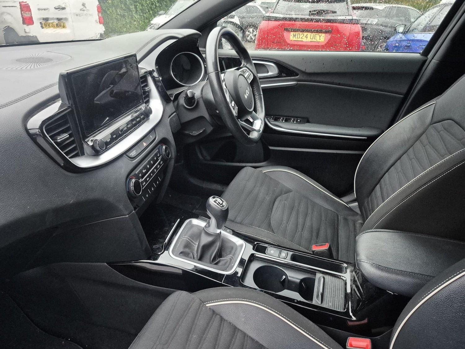 Used Kia XCeed 2023 for sale - 76840349: Photo 4