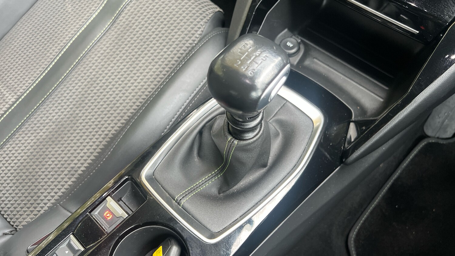 Used Peugeot 208 2022 for sale - 76139381: Photo 20