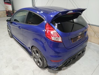 Used Ford Fiesta 2017 for sale - 76785107: Photo