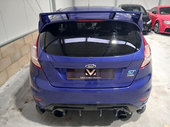 Used Ford Fiesta 2017 for sale - 76785107: Photo