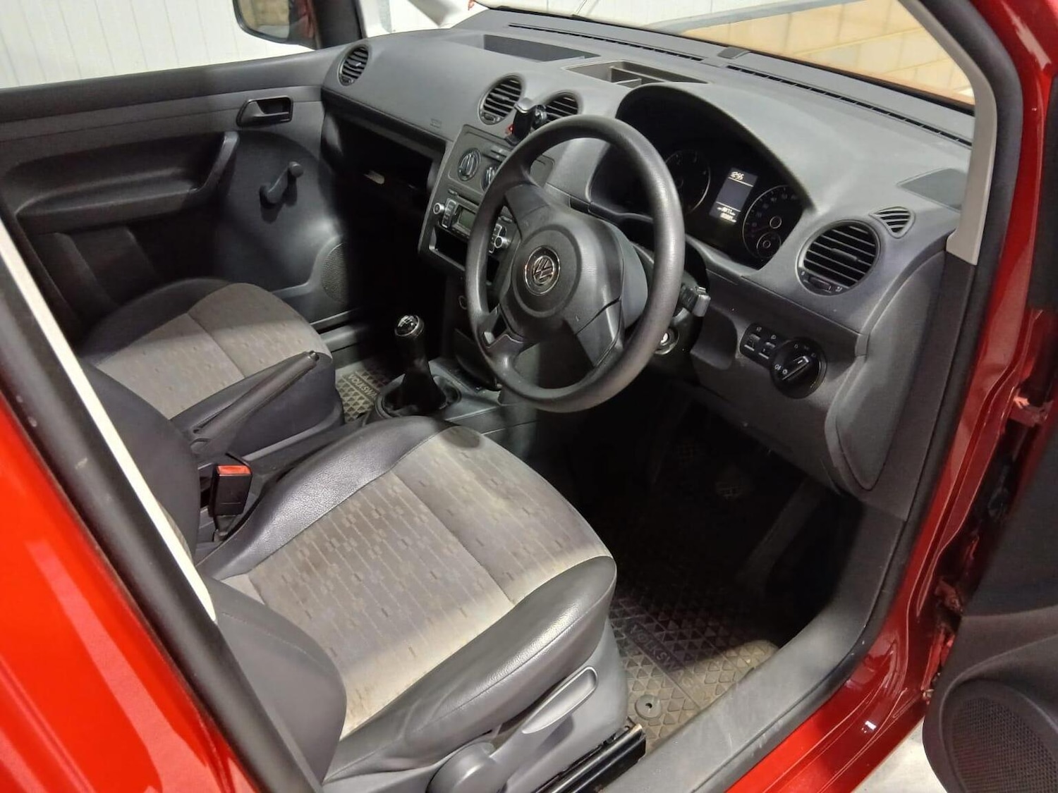 Used Volkswagen Caddy 2012 for sale - 76527353: Photo 11