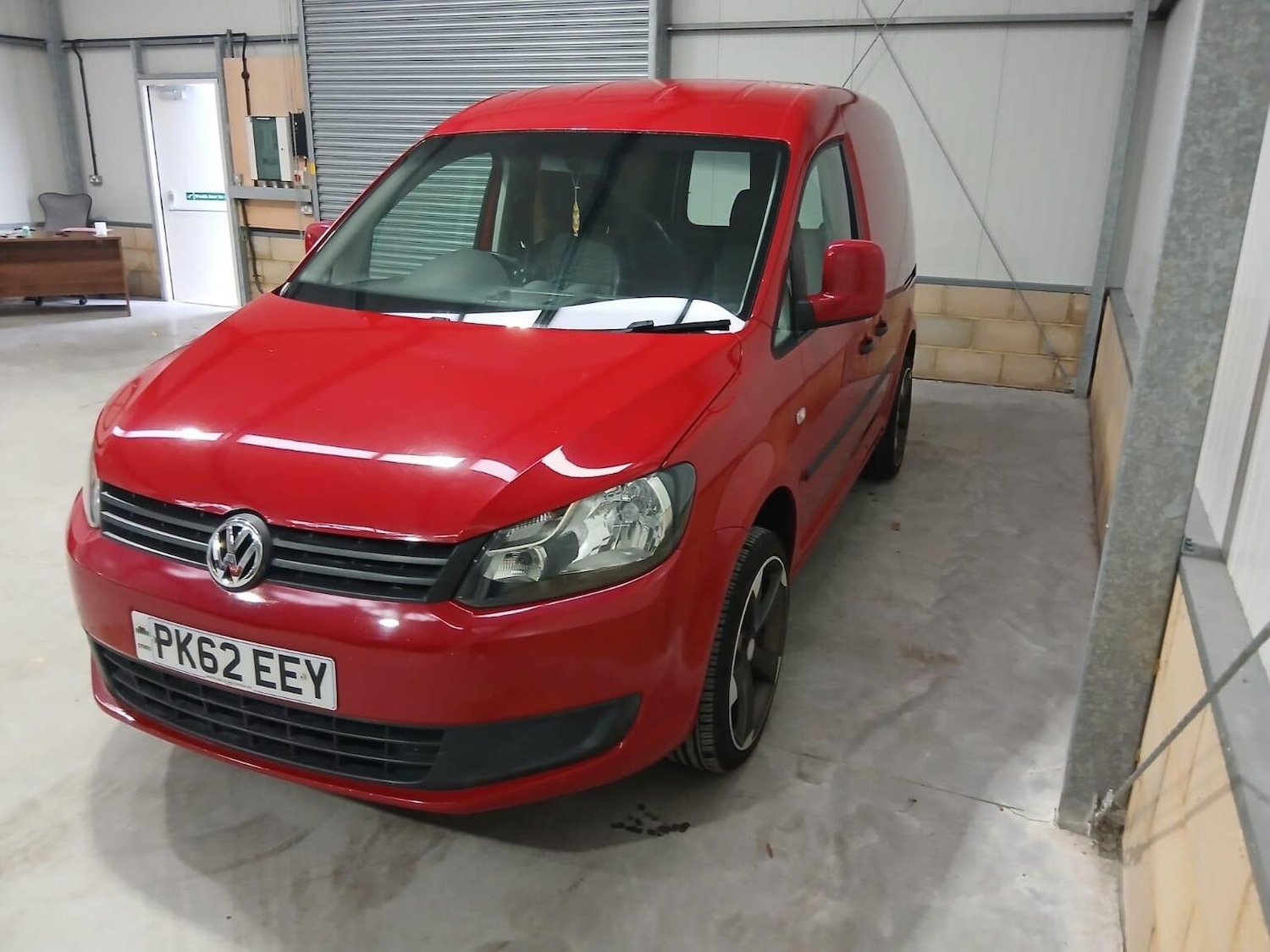 Used Volkswagen Caddy 2012 for sale - 76527353: Photo 3