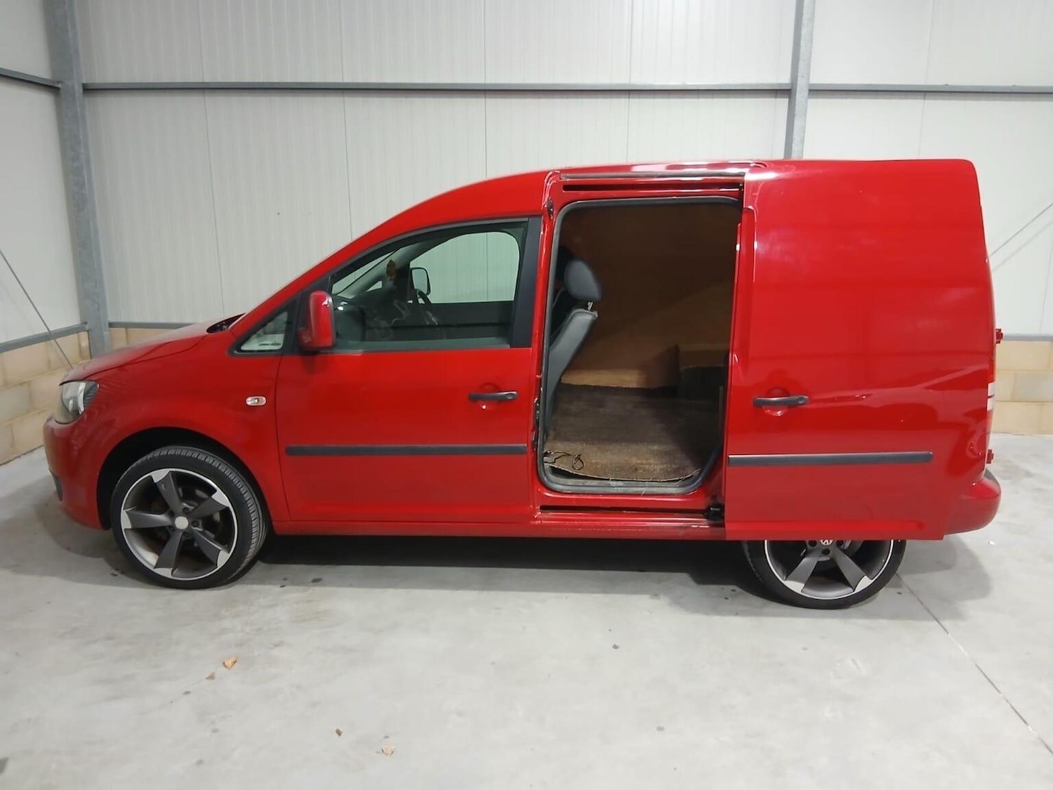 Used Volkswagen Caddy 2012 for sale - 76527353: Photo 5
