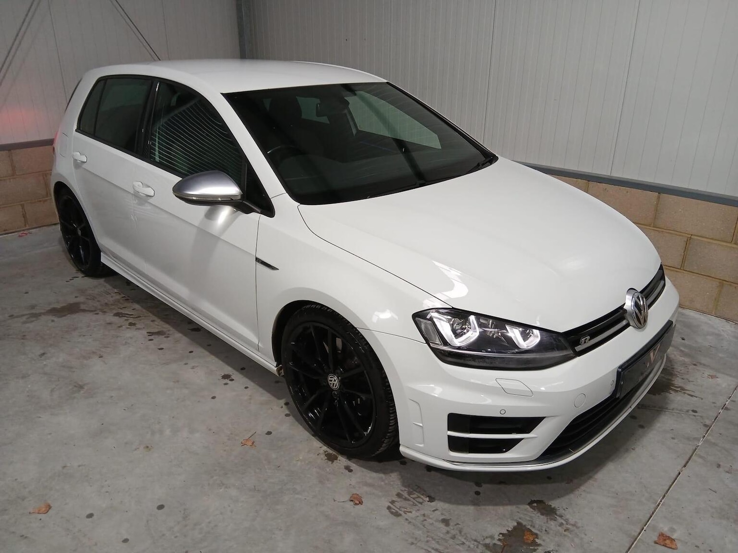Used Volkswagen Golf 2016 for sale - 76741395: Photo 1