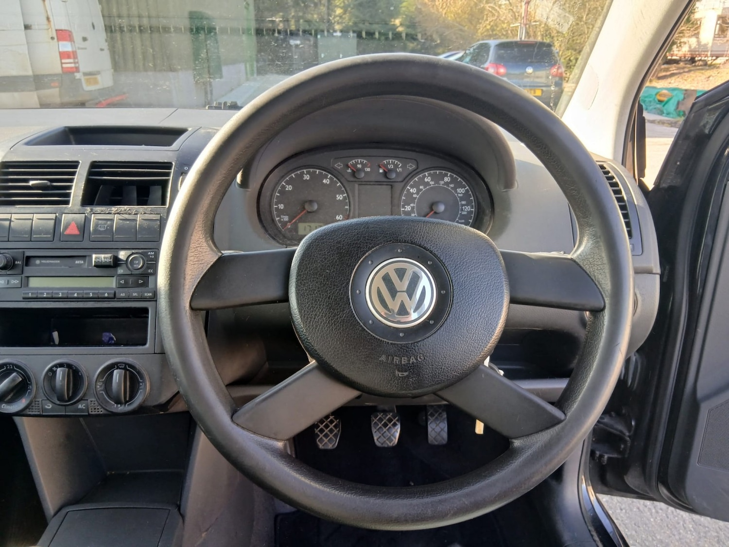 Used Volkswagen Polo 2003 for sale - 78018325: Photo 8