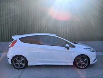 Used Ford Fiesta 2016 for sale - 78430911: Photo