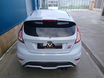 Used Ford Fiesta 2017 for sale - 77398387: Photo