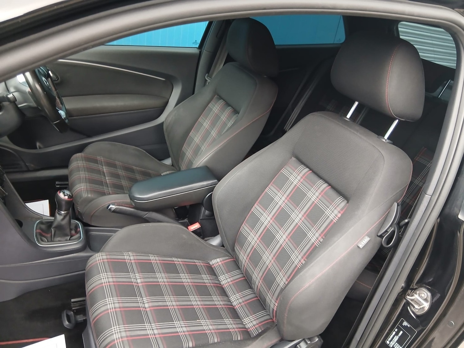 Used Volkswagen Polo 2017 for sale - 77656417: Photo 34