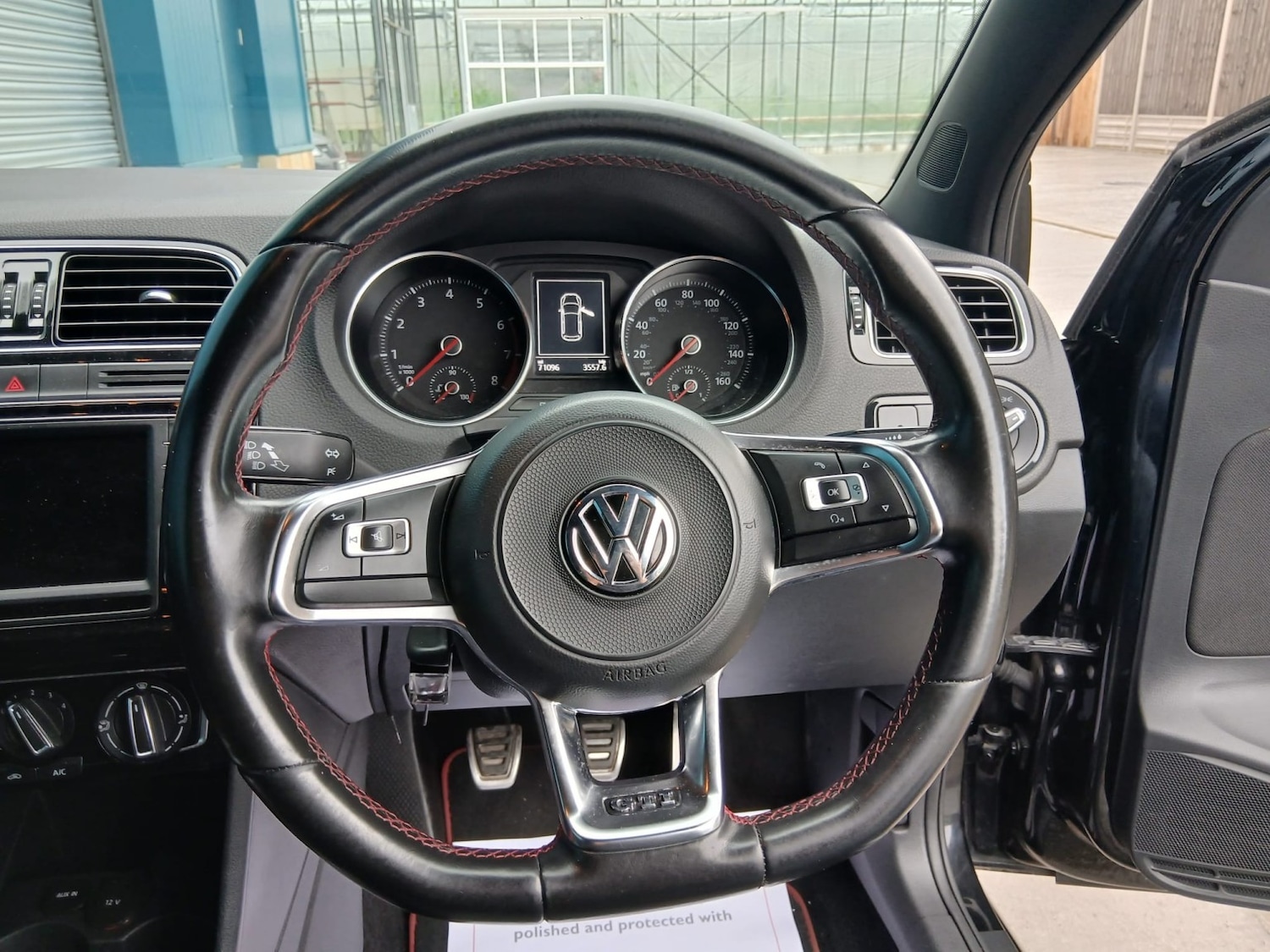 Used Volkswagen Polo 2017 for sale - 77656417: Photo 39