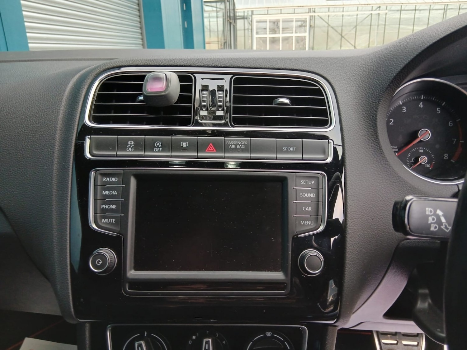 Used Volkswagen Polo 2016 for sale - 77603365: Photo 41