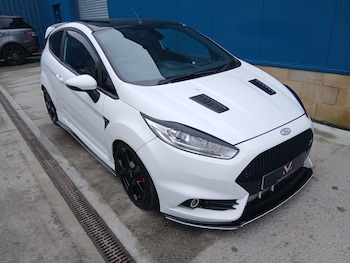 Used Ford Fiesta 2016 for sale - 77483698: Photo