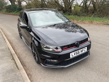 Used Volkswagen Polo 2016 for sale - 77851388: Photo