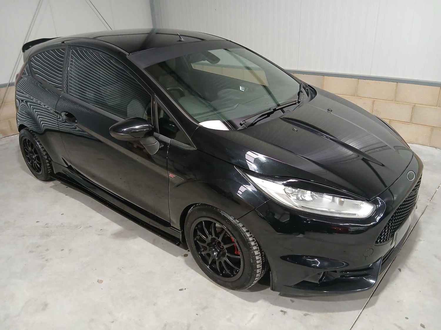 Used Ford Fiesta 2017 for sale - 76699326: Photo 1