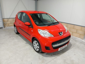 Used Peugeot 107 2010 for sale - 76421836: Photo