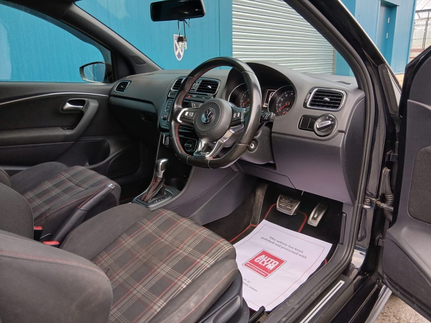 Used Volkswagen Polo 2015 for sale - 77474806: Photo 37