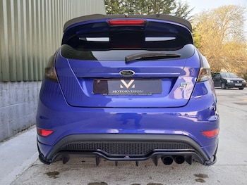 Used Ford Fiesta 2015 for sale - 77931309: Photo