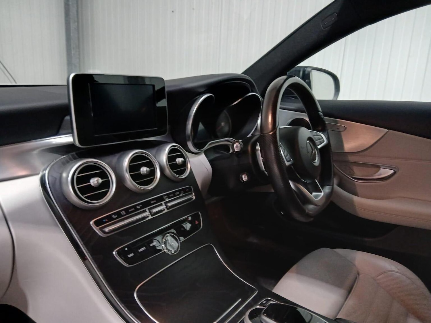 Used Mercedes-Benz C Class 2017 for sale - 76777014: Photo 10