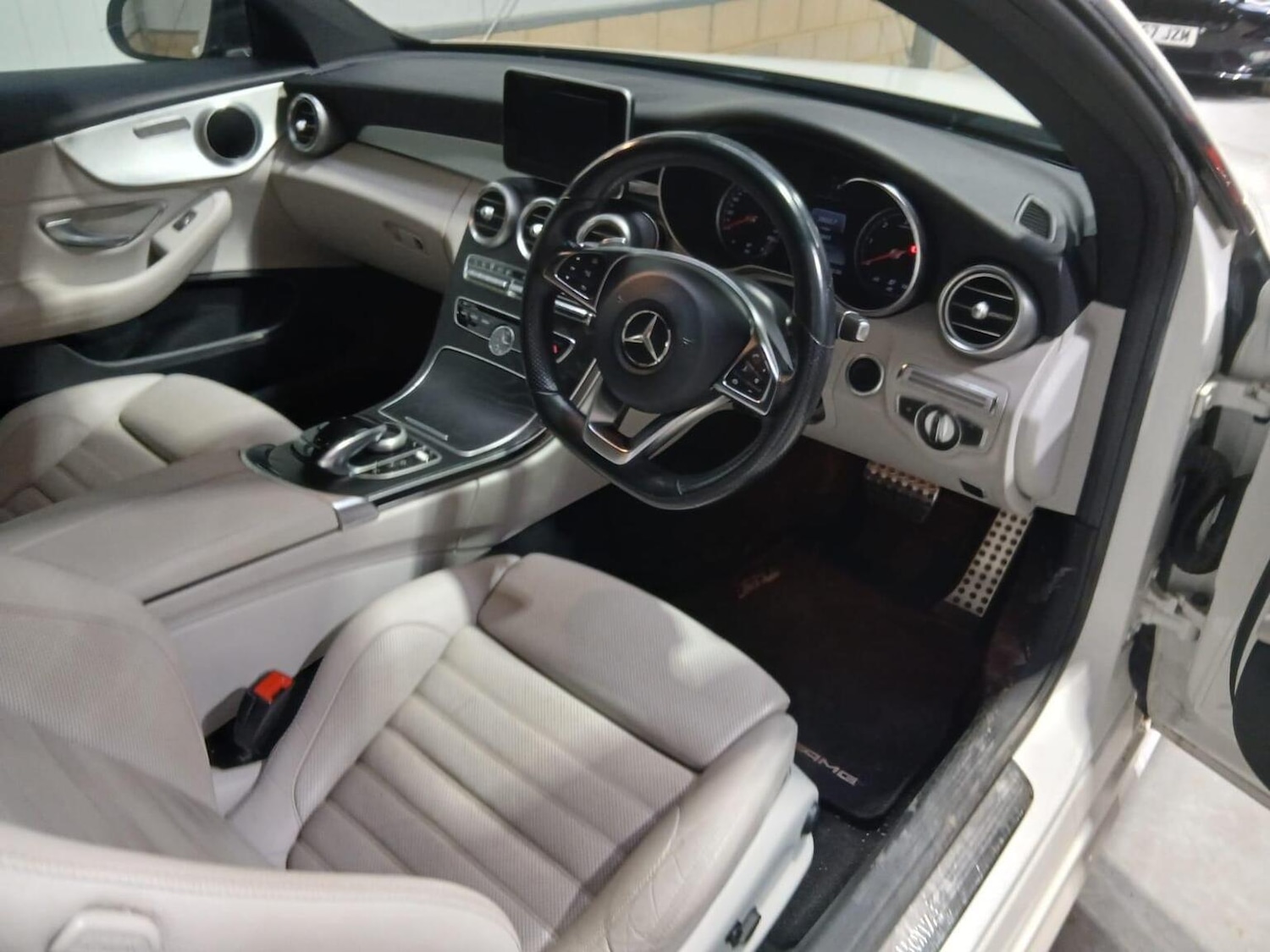 Used Mercedes-Benz C Class 2017 for sale - 76777014: Photo 9