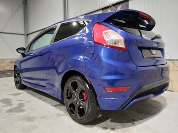 Used Ford Fiesta 2017 for sale - 77019087: Photo