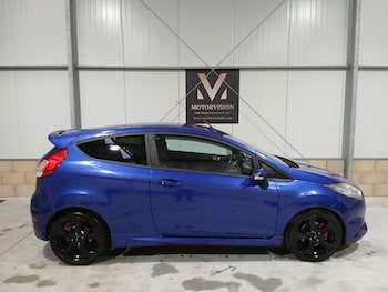 Used Ford Fiesta 2017 for sale - 77019087: Photo