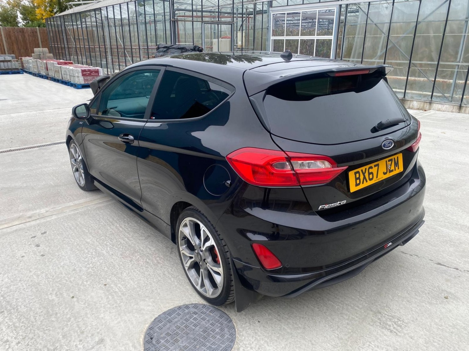 Used Ford Fiesta 2017 for sale - 76421915: Photo 8