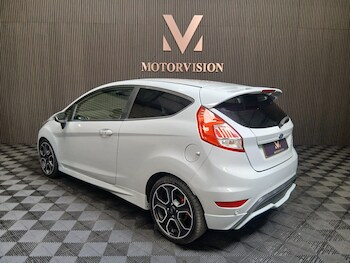 Used Ford Fiesta 2016 for sale - 78552550: Photo
