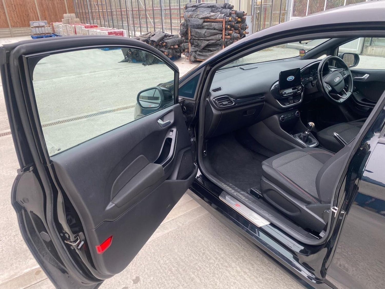 Used Ford Fiesta 2017 for sale - 76591572: Photo 13