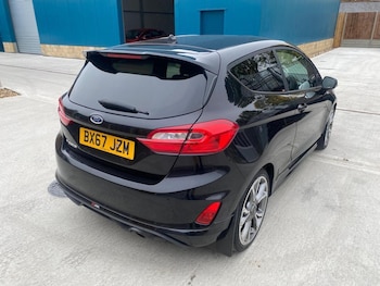 Used Ford Fiesta 2017 for sale - 76591572: Photo