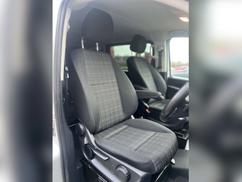 Used Mercedes-Benz Vito 2015 for sale - 77210047: Photo