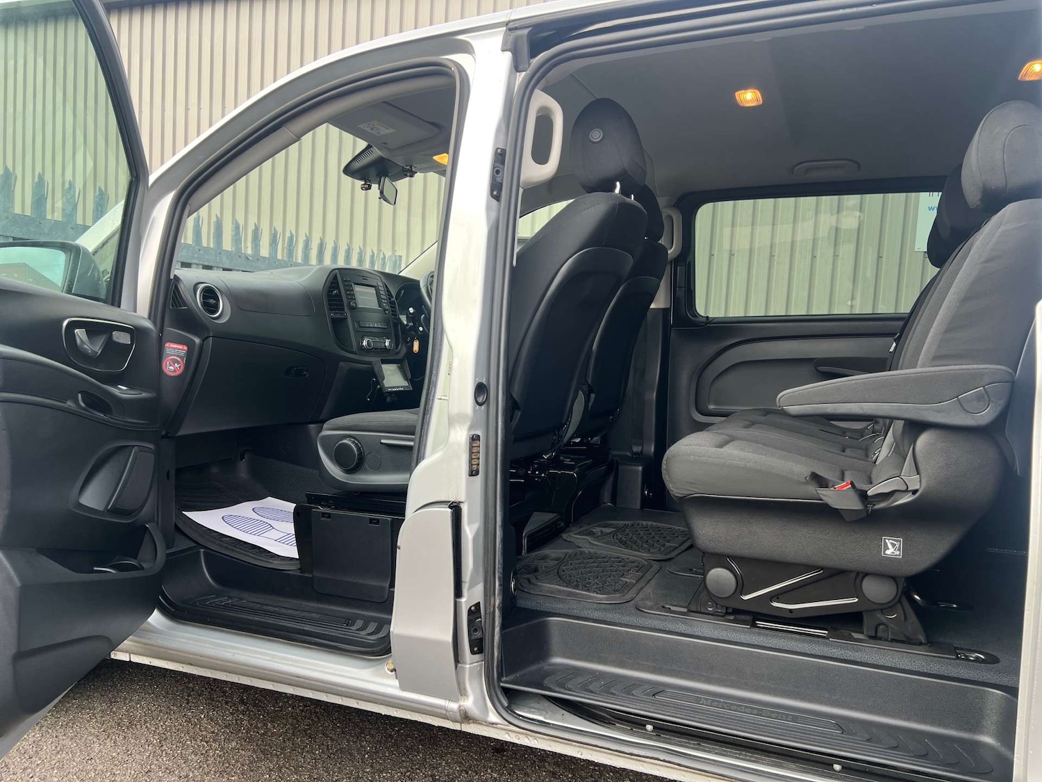 Used Mercedes-Benz Vito 2015 for sale - 77210047: Photo 40