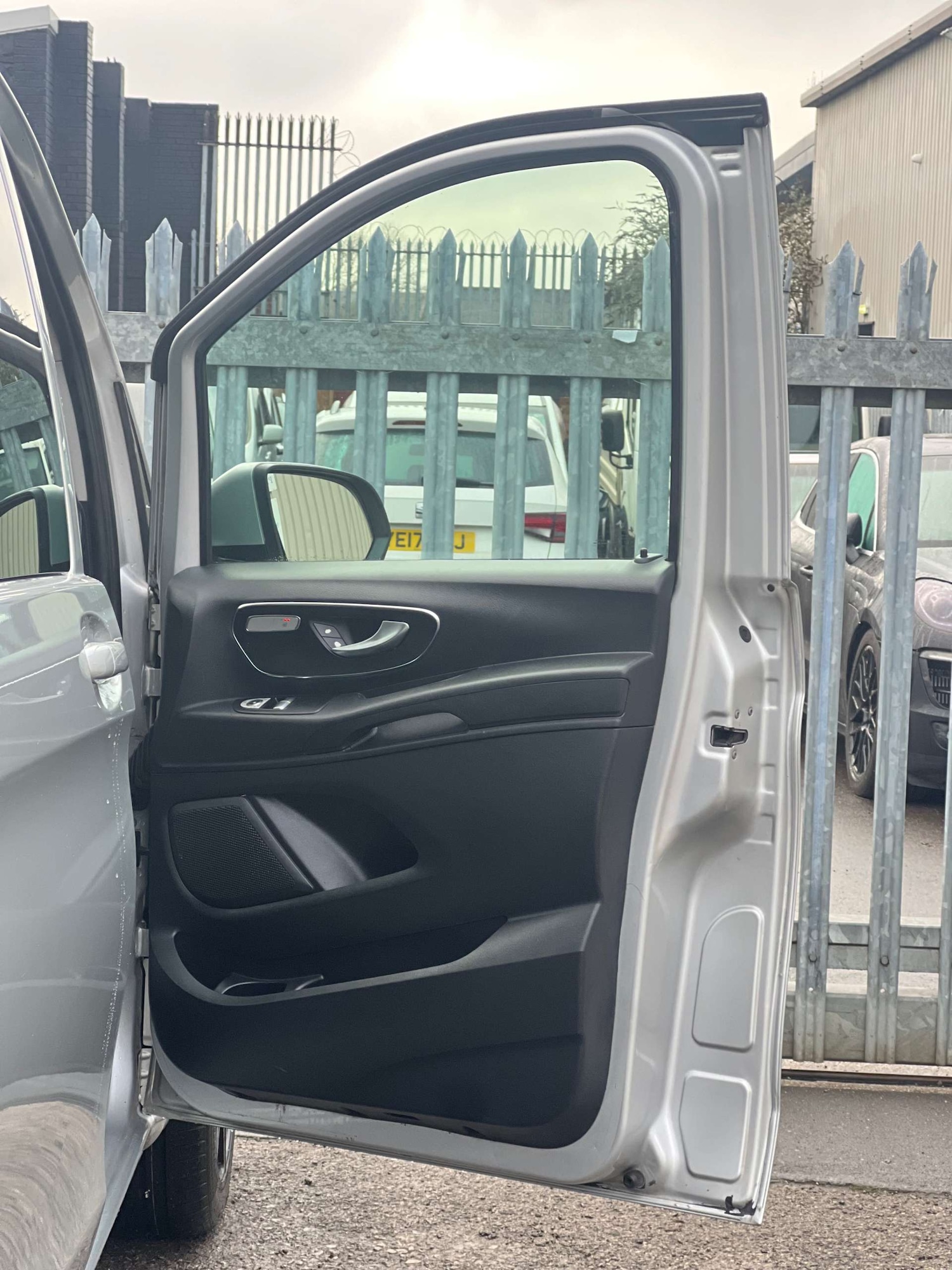 Used Mercedes-Benz Vito 2015 for sale - 77210047: Photo 57