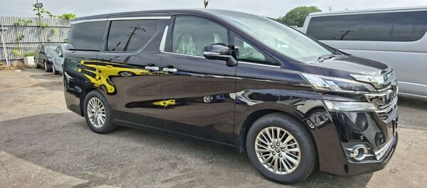 Used Toyota Vellfire 2015 for sale - 76144402: Photo 1